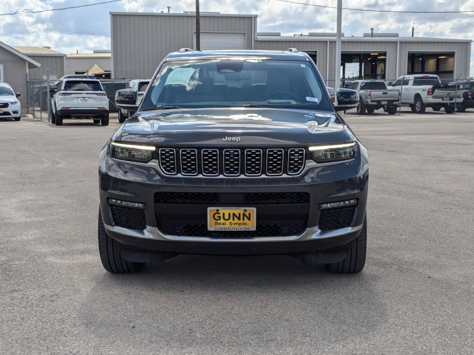 2022 Jeep Grand Cherokee L Vehicle Photo in Seguin, TX 78155