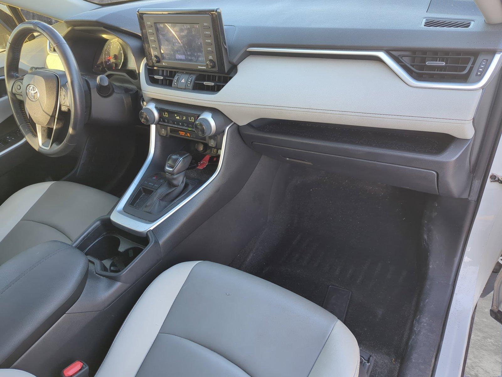 2020 Toyota RAV4 Vehicle Photo in Ft. Myers, FL 33907