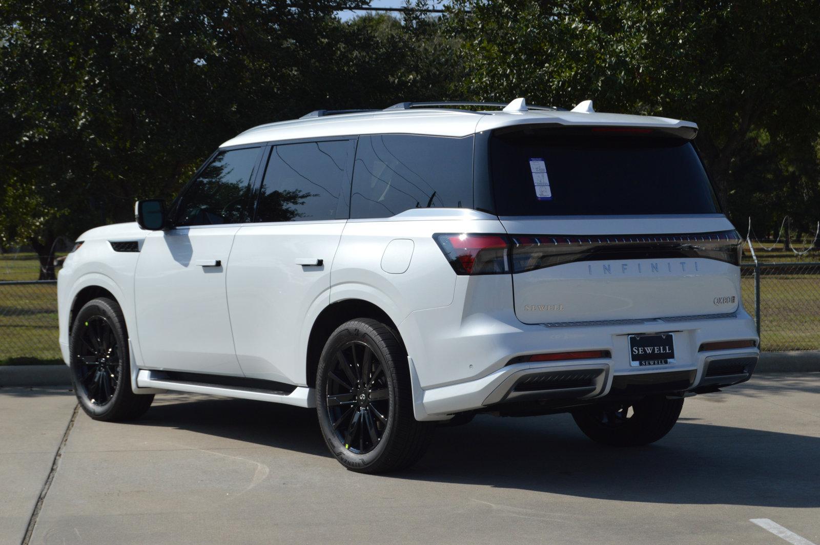 2025 INFINITI QX80 Vehicle Photo in Houston, TX 77090