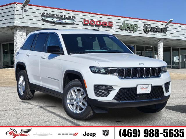 2025 Jeep Grand Cherokee Vehicle Photo in Ennis, TX 75119-5114