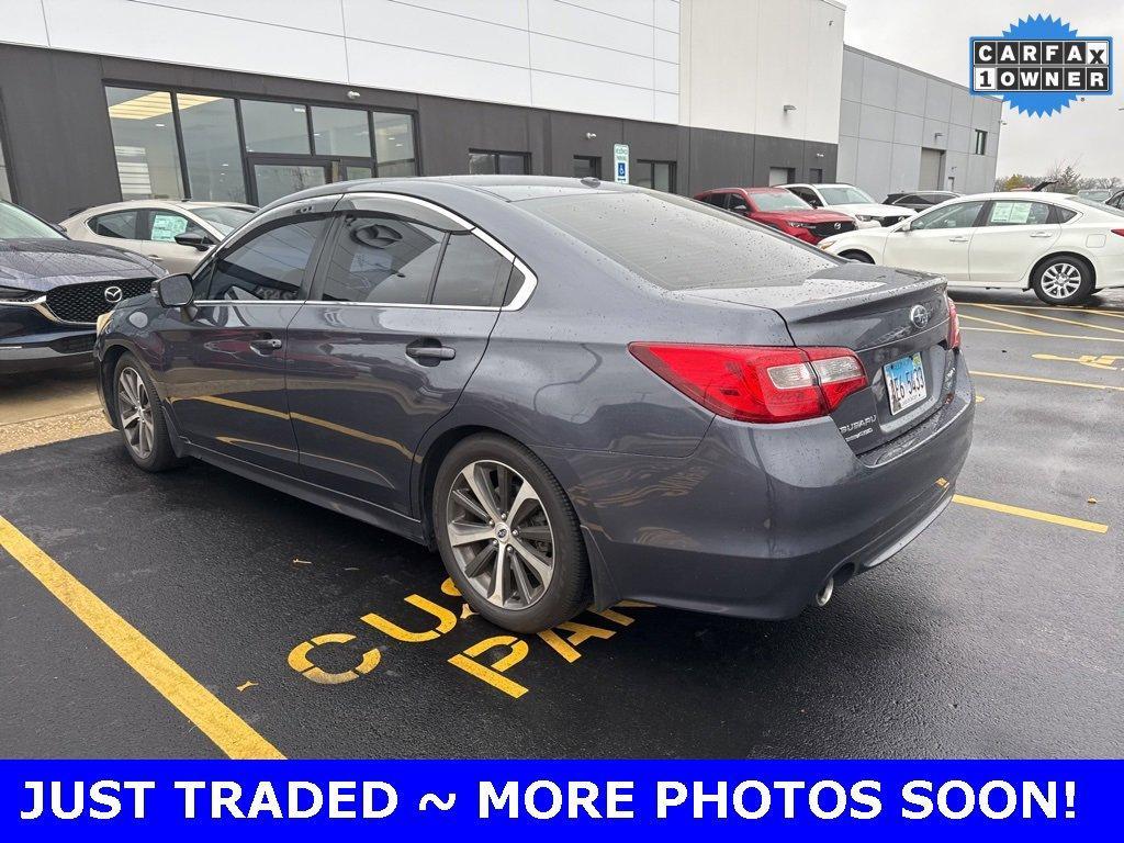 2015 Subaru Legacy Vehicle Photo in Saint Charles, IL 60174