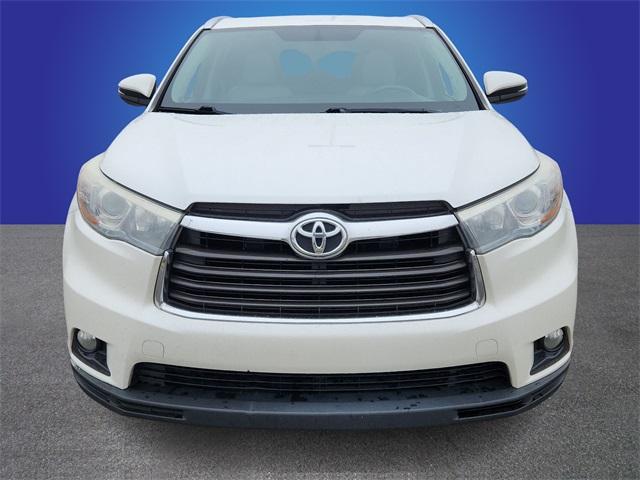 Used 2015 Toyota Highlander XLE with VIN 5TDKKRFH8FS057816 for sale in Mooresville, NC