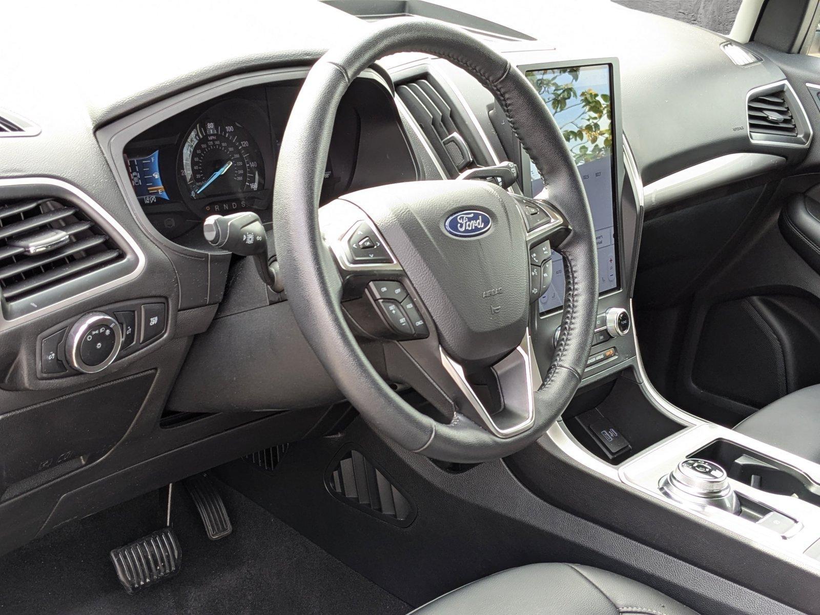 2024 Ford Edge Vehicle Photo in Miami, FL 33015