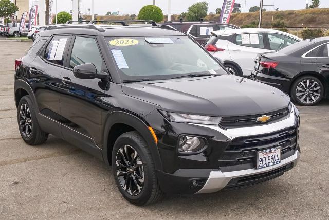 2023 Chevrolet Trailblazer Vehicle Photo in VENTURA, CA 93003-8585