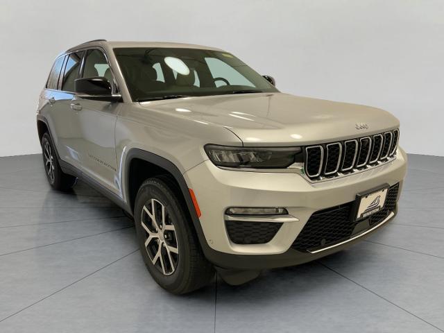 2024 Jeep Grand Cherokee Vehicle Photo in Oshkosh, WI 54901