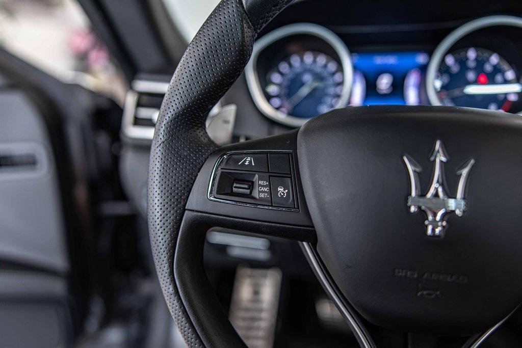 2017 Maserati Ghibli Vehicle Photo in Plainfield, IL 60586