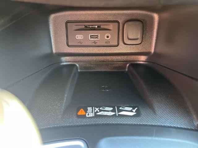 2021 Chevrolet Equinox Vehicle Photo in GREEN BAY, WI 54302-3701