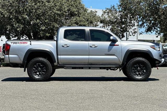 2019 Toyota Tacoma 4WD Vehicle Photo in ELK GROVE, CA 95757-8703