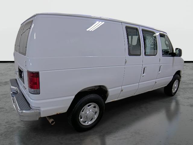 2010 Ford Econoline Cargo Van Vehicle Photo in HANNIBAL, MO 63401-5401