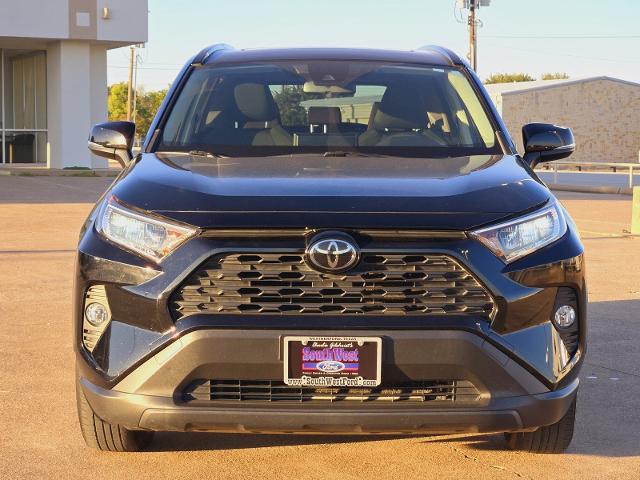 2019 Toyota RAV4 Vehicle Photo in Weatherford, TX 76087-8771