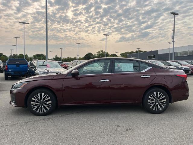 2023 Nissan Altima Vehicle Photo in GREEN BAY, WI 54302-3701