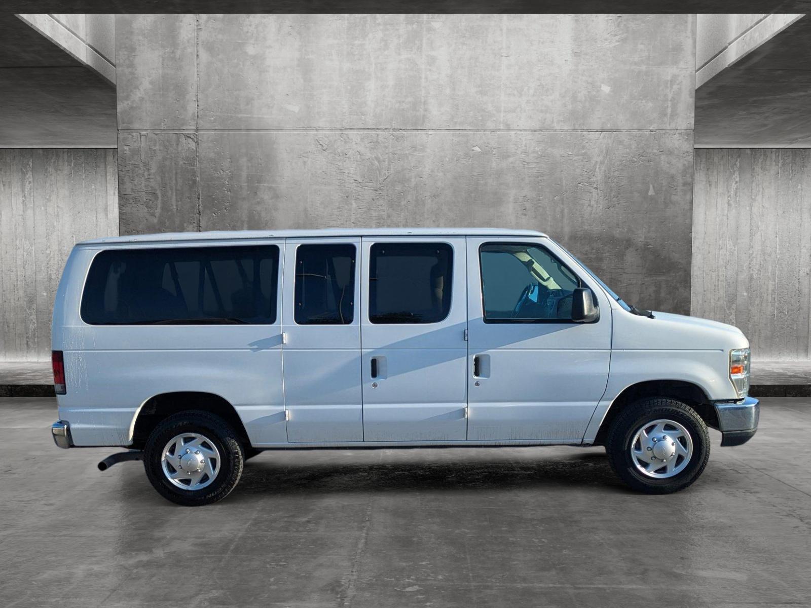 2010 Ford Econoline Wagon Vehicle Photo in Corpus Christi, TX 78415