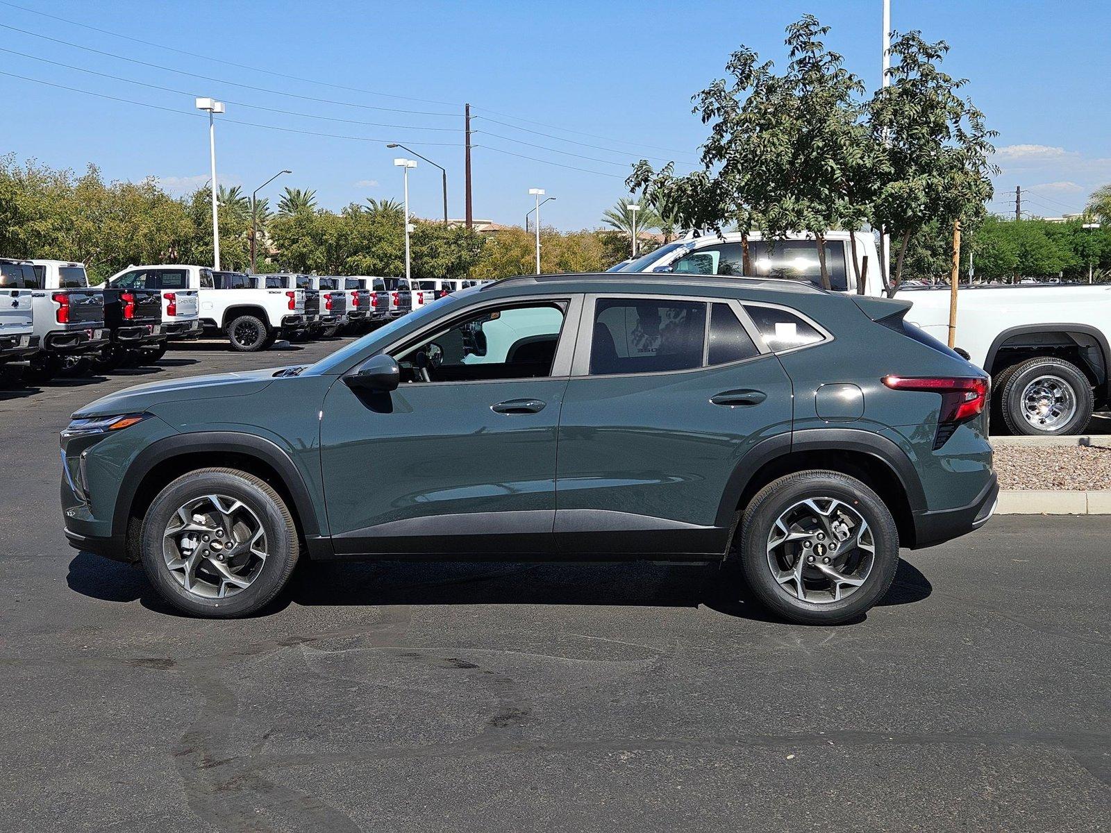 2025 Chevrolet Trax Vehicle Photo in GILBERT, AZ 85297-0446