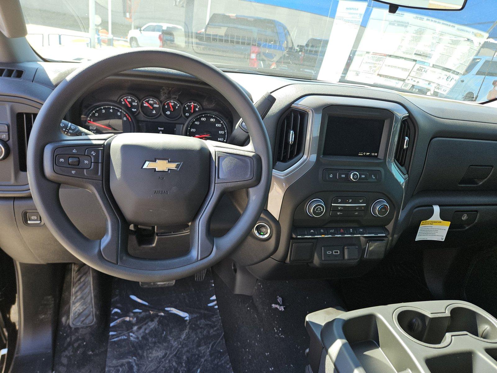 2025 Chevrolet Silverado 1500 Vehicle Photo in NORTH RICHLAND HILLS, TX 76180-7199