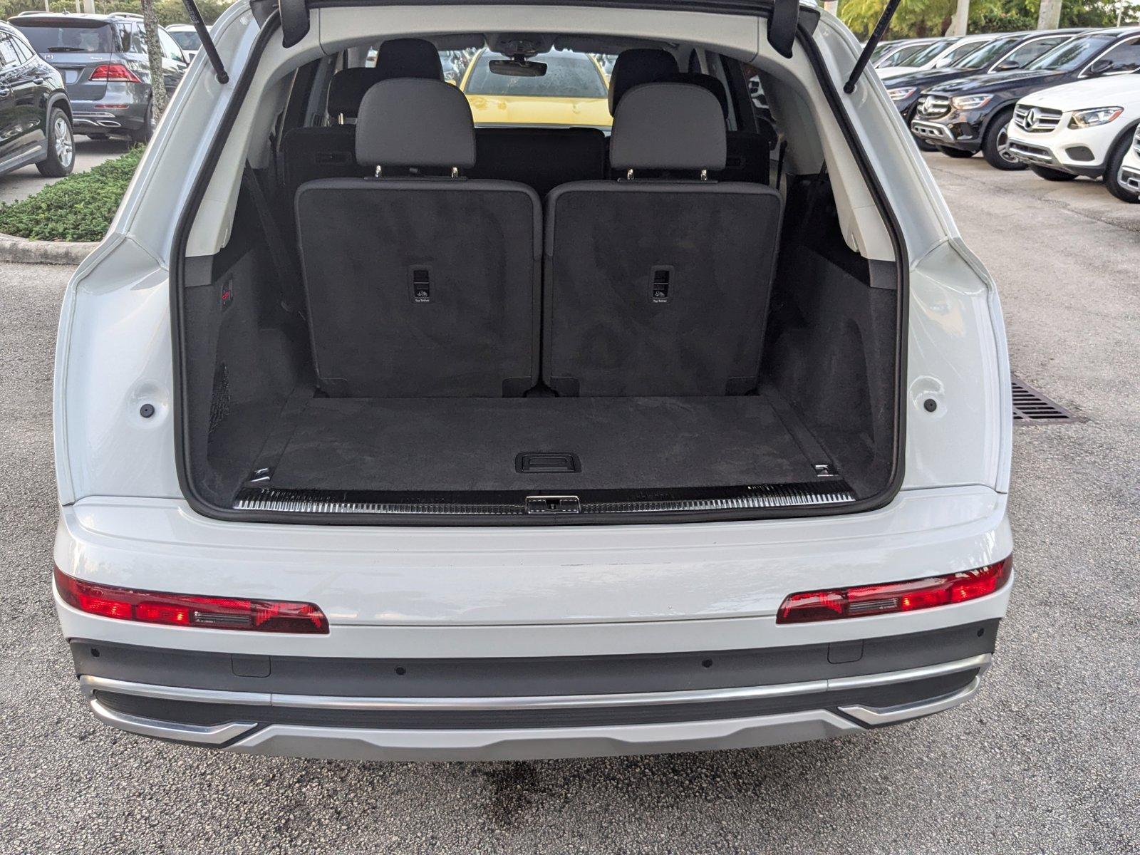 2022 Audi Q7 Vehicle Photo in Miami, FL 33169