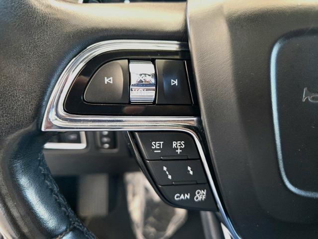 2020 Lincoln Navigator L Vehicle Photo in Weatherford, TX 76087