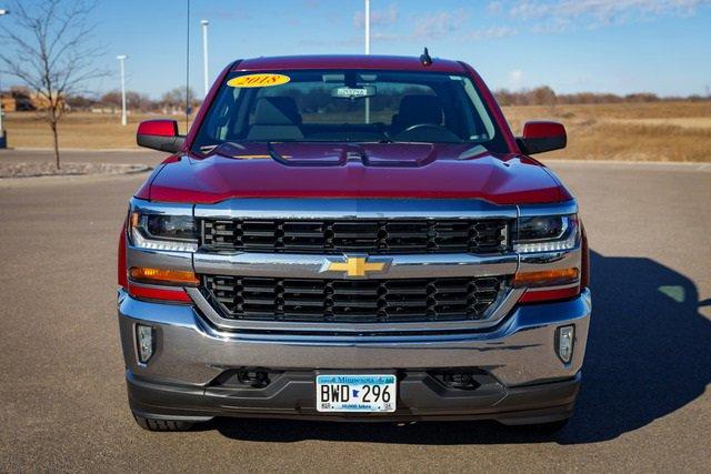 Used 2018 Chevrolet Silverado 1500 LT with VIN 3GCUKREC5JG519867 for sale in Willmar, MN