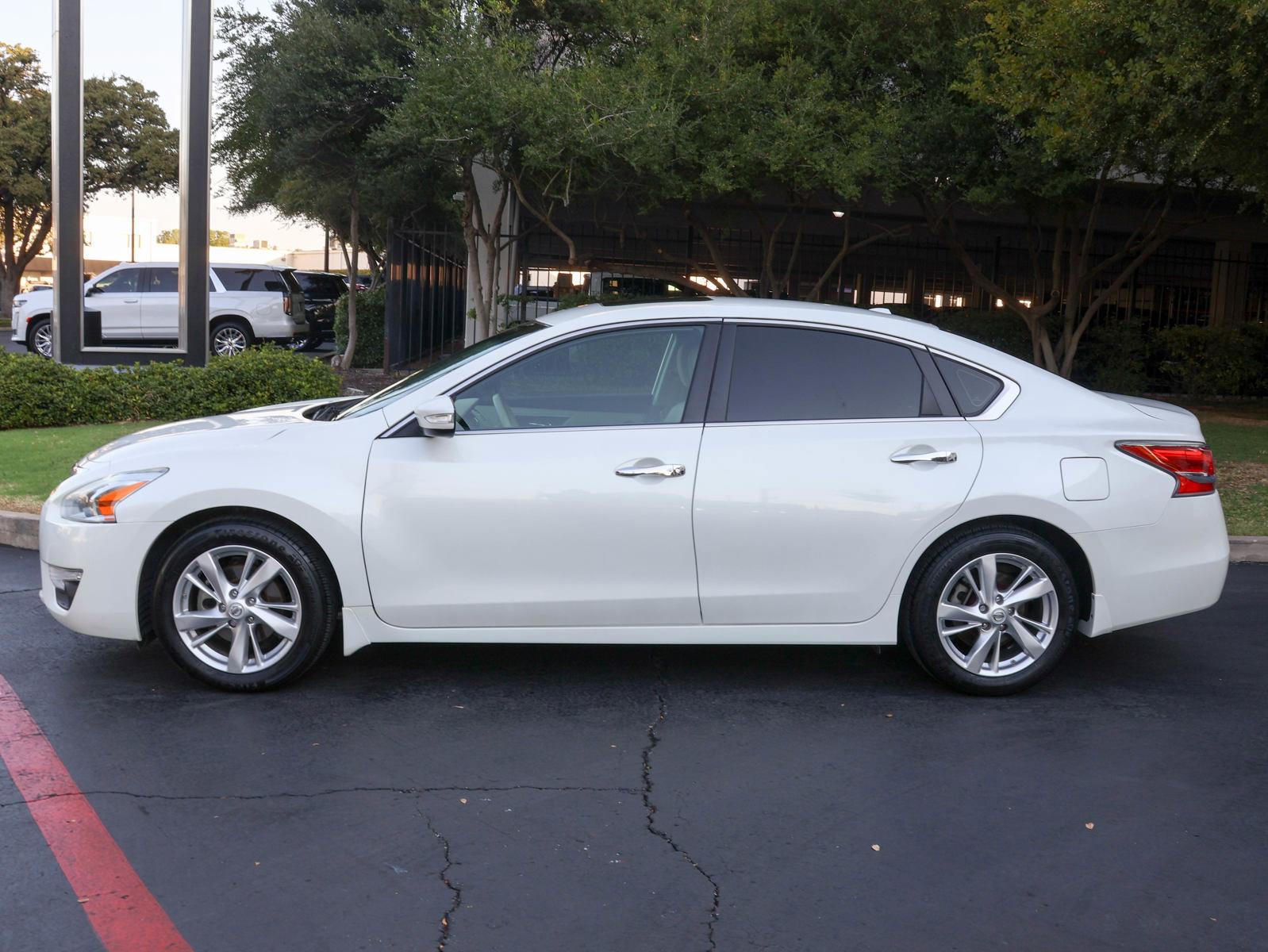 2015 Nissan Altima Vehicle Photo in DALLAS, TX 75209-3095