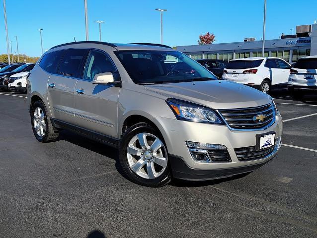 2017 Chevrolet Traverse Vehicle Photo in GREEN BAY, WI 54304-5303