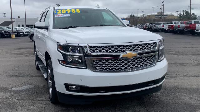 2016 Chevrolet Tahoe Vehicle Photo in MOON TOWNSHIP, PA 15108-2571