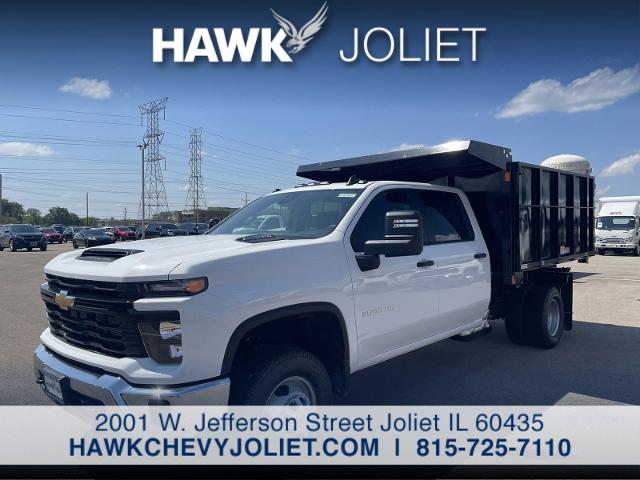 2024 Chevrolet Silverado 3500 HD CC Vehicle Photo in JOLIET, IL 60435-8135