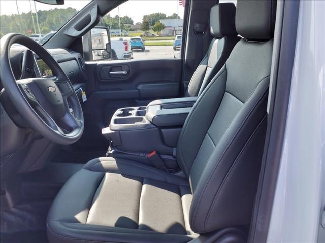 2024 Chevrolet Silverado 3500 HD Vehicle Photo in EMPORIA, VA 23847-1235