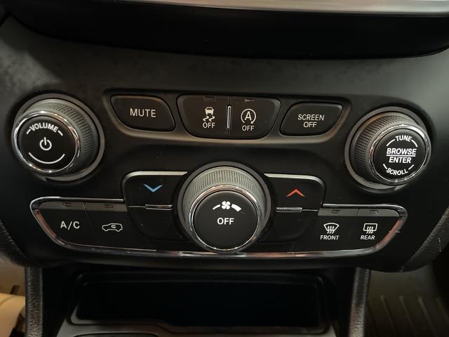 2020 Jeep Cherokee Vehicle Photo in ROGERS, MN 55374-9422