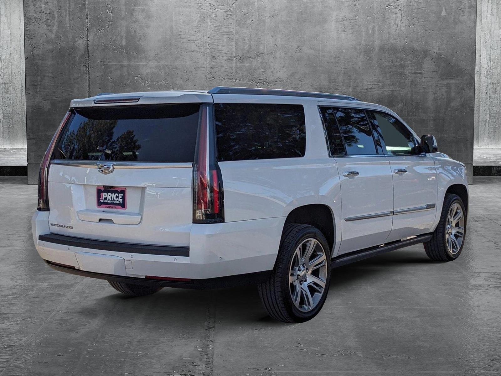 2019 Cadillac Escalade ESV Vehicle Photo in GOLDEN, CO 80401-3850