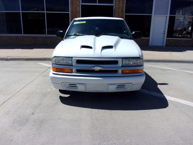 Used 2002 Chevrolet Blazer Xtreme with VIN 1GNCS18W92K148393 for sale in Pratt, KS