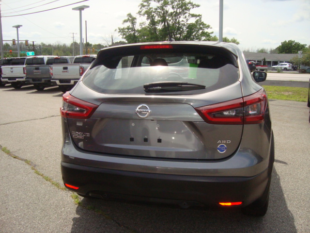 2020 Nissan Rogue Sport Vehicle Photo in PORTSMOUTH, NH 03801-4196