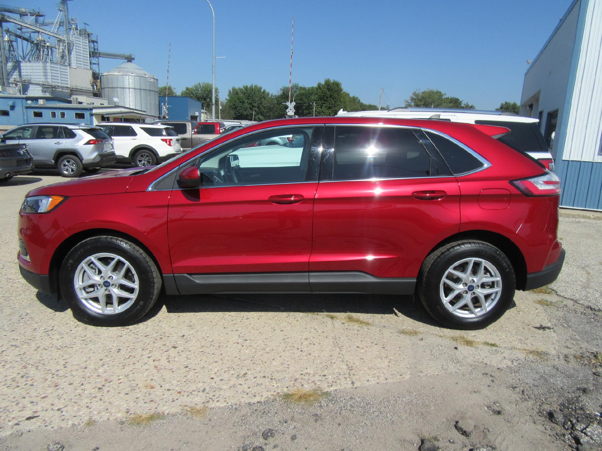 Used 2022 Ford Edge SEL with VIN 2FMPK4J98NBA71610 for sale in Emmetsburg, IA