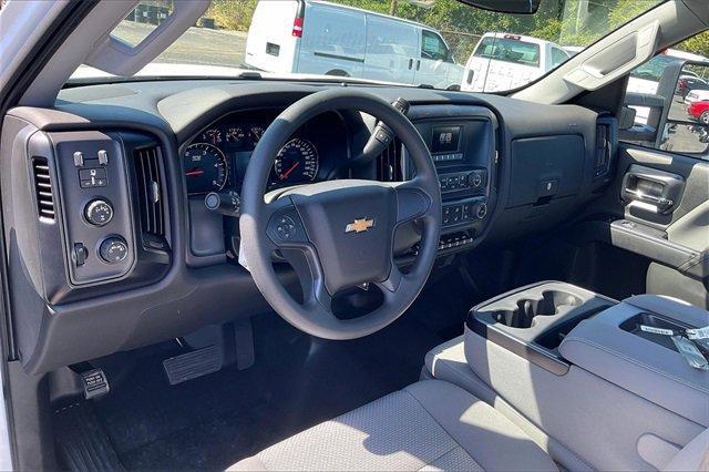 2024 Chevrolet Silverado Chassis Cab Vehicle Photo in INDEPENDENCE, MO 64055-1314