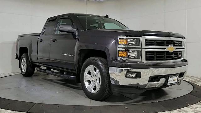 2015 Chevrolet Silverado 1500 Vehicle Photo in JOLIET, IL 60435-8135