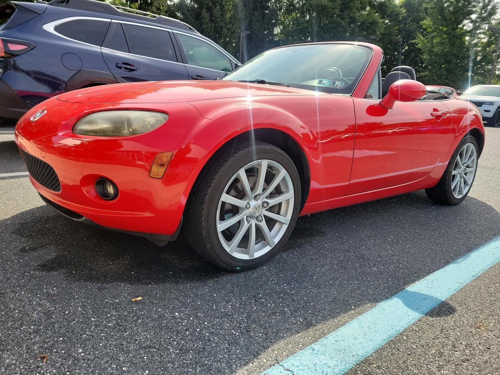 2006 Mazda MX-5 Miata Vehicle Photo in BETHLEHEM, PA 18017