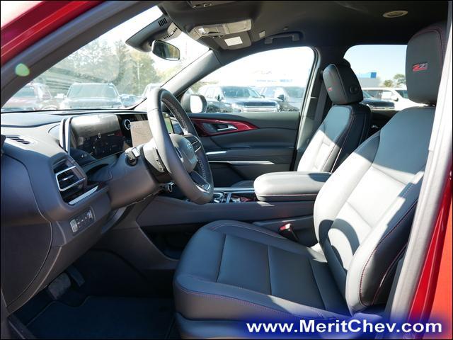 2024 Chevrolet Traverse Vehicle Photo in MAPLEWOOD, MN 55119-4794