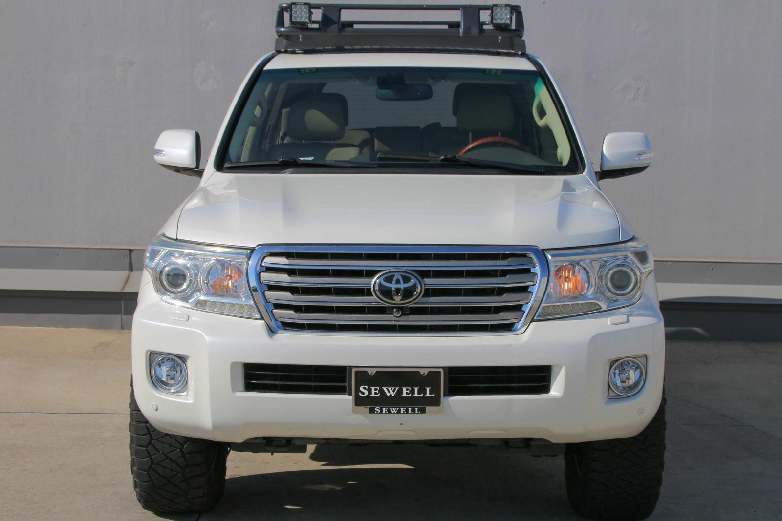 2013 Toyota Land Cruiser Vehicle Photo in SUGAR LAND, TX 77478