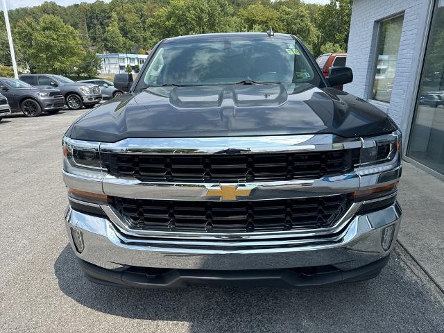 Used 2018 Chevrolet Silverado 1500 LT with VIN 3GCUKREC9JG224528 for sale in Fairmont, WV