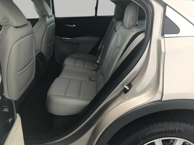 2023 Cadillac XT4 Vehicle Photo in GREEN BAY, WI 54303-3330