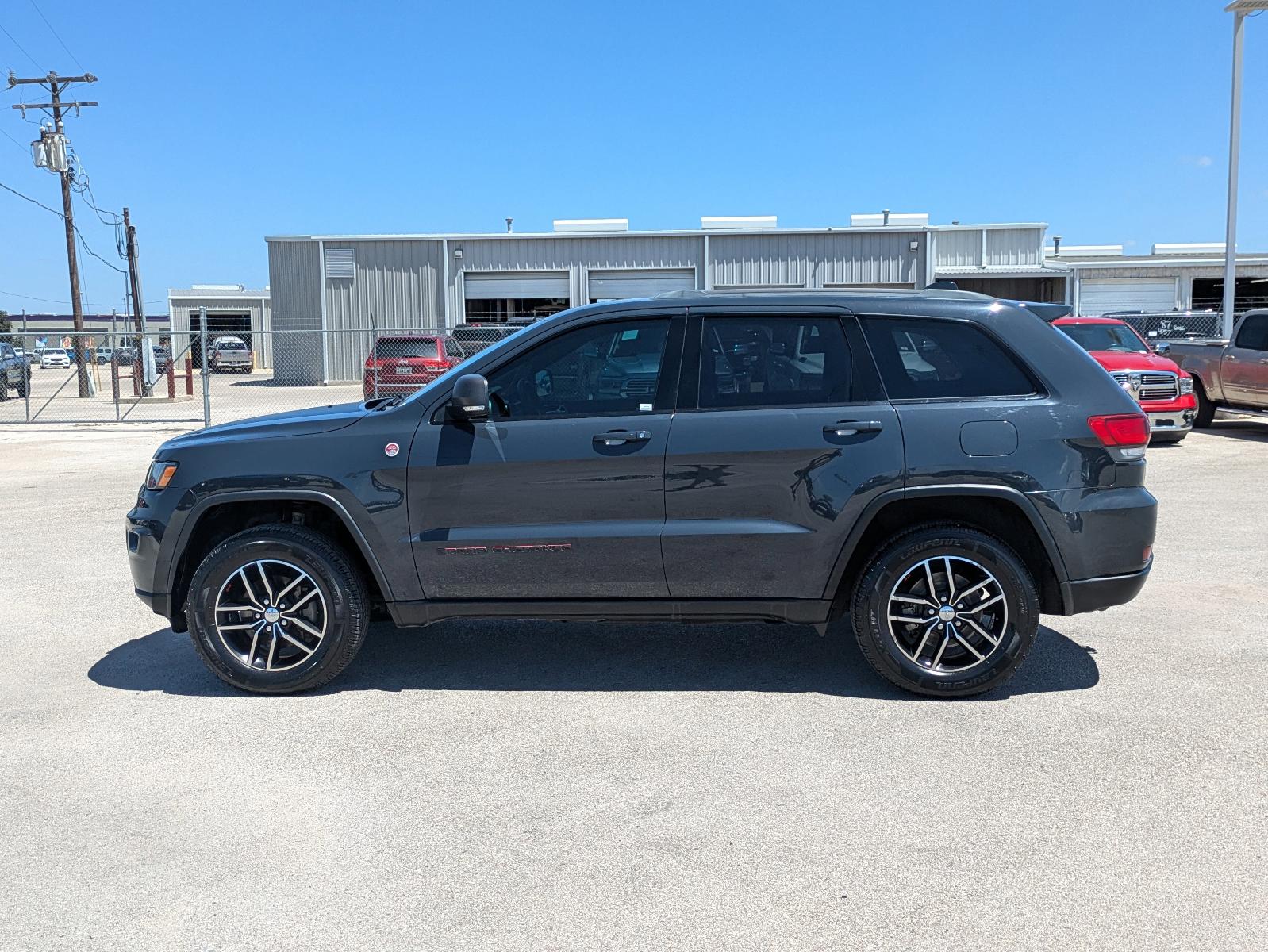 2018 Jeep Grand Cherokee Vehicle Photo in Seguin, TX 78155