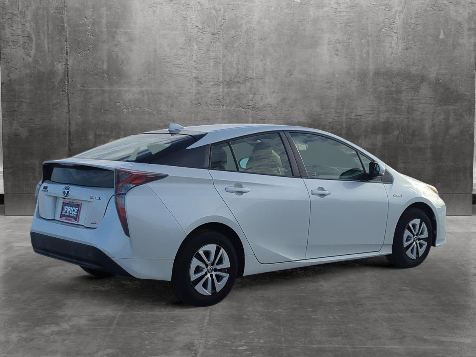 2016 Toyota Prius Vehicle Photo in Ft. Myers, FL 33907