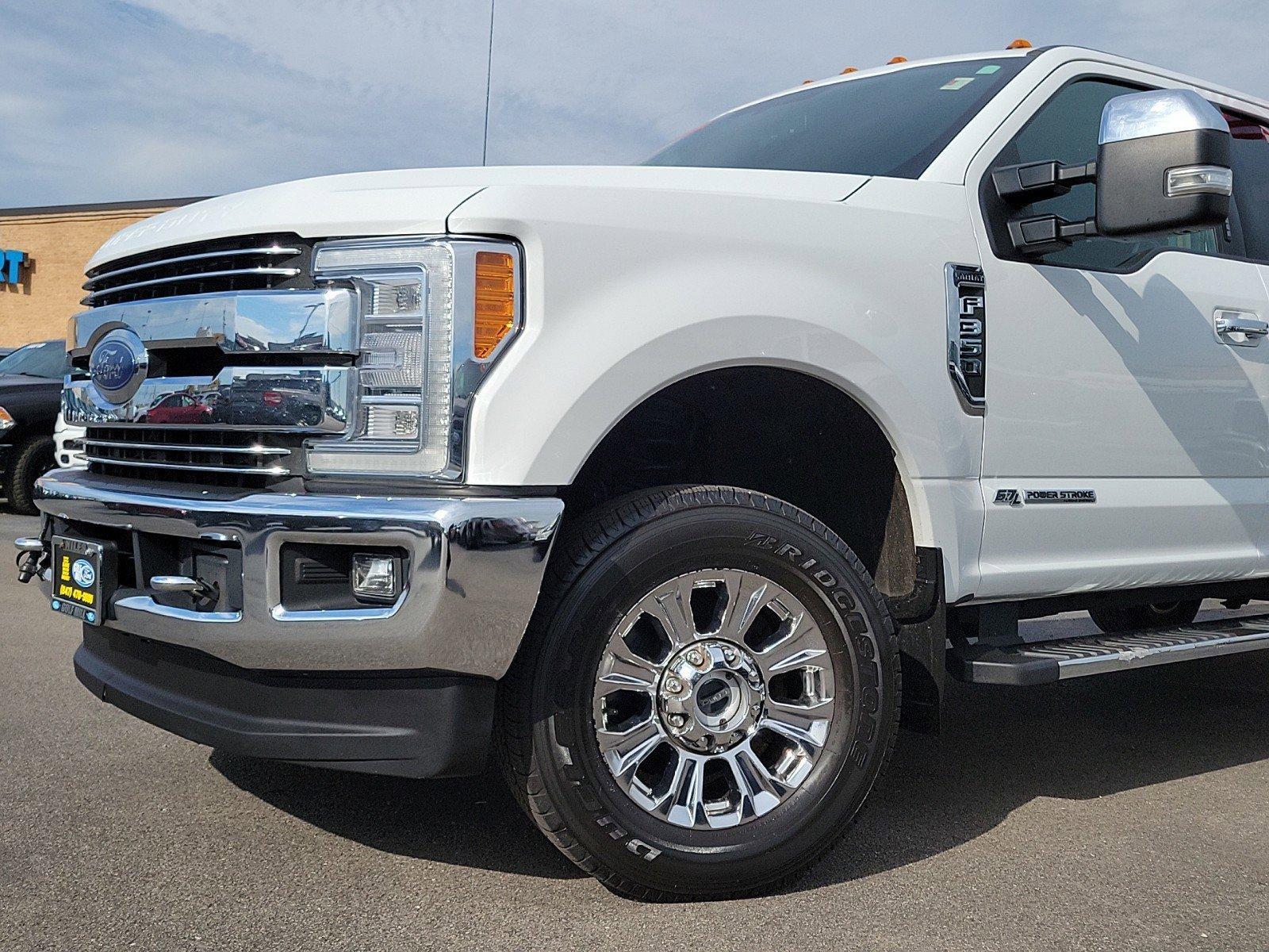 2018 Ford Super Duty F-350 SRW Vehicle Photo in Saint Charles, IL 60174