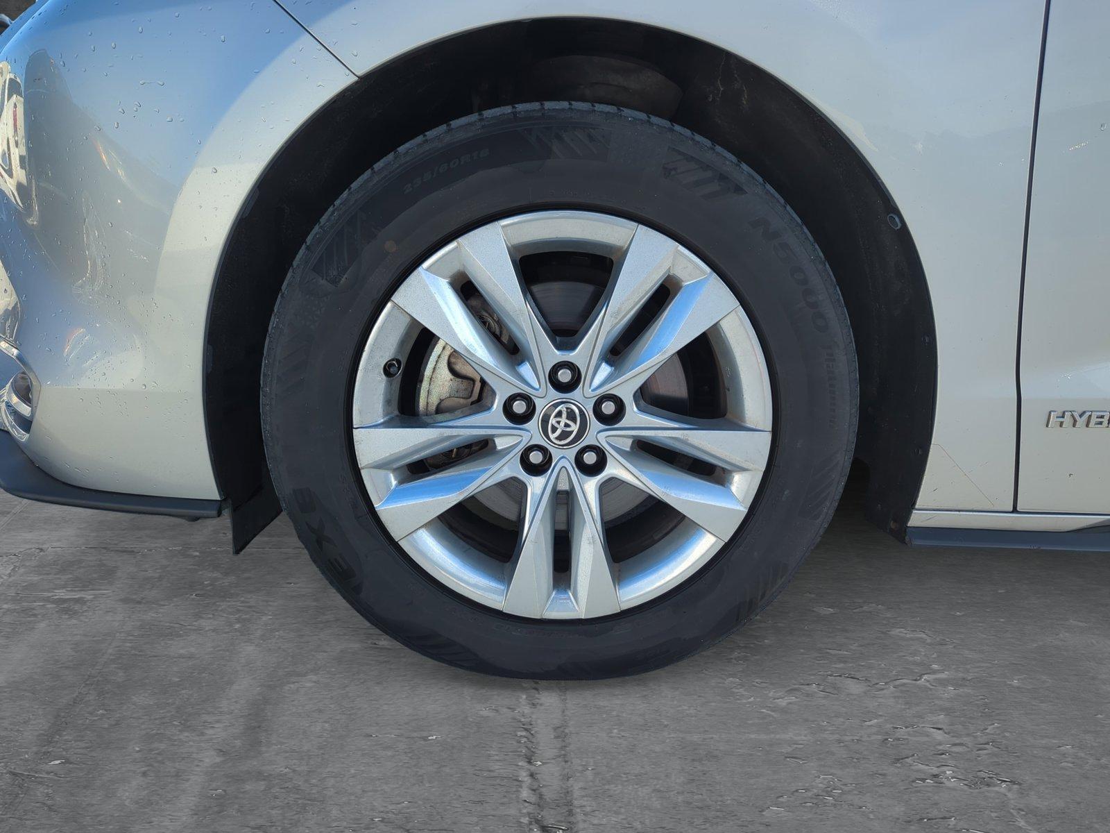 2021 Toyota Sienna Vehicle Photo in Ft. Myers, FL 33907