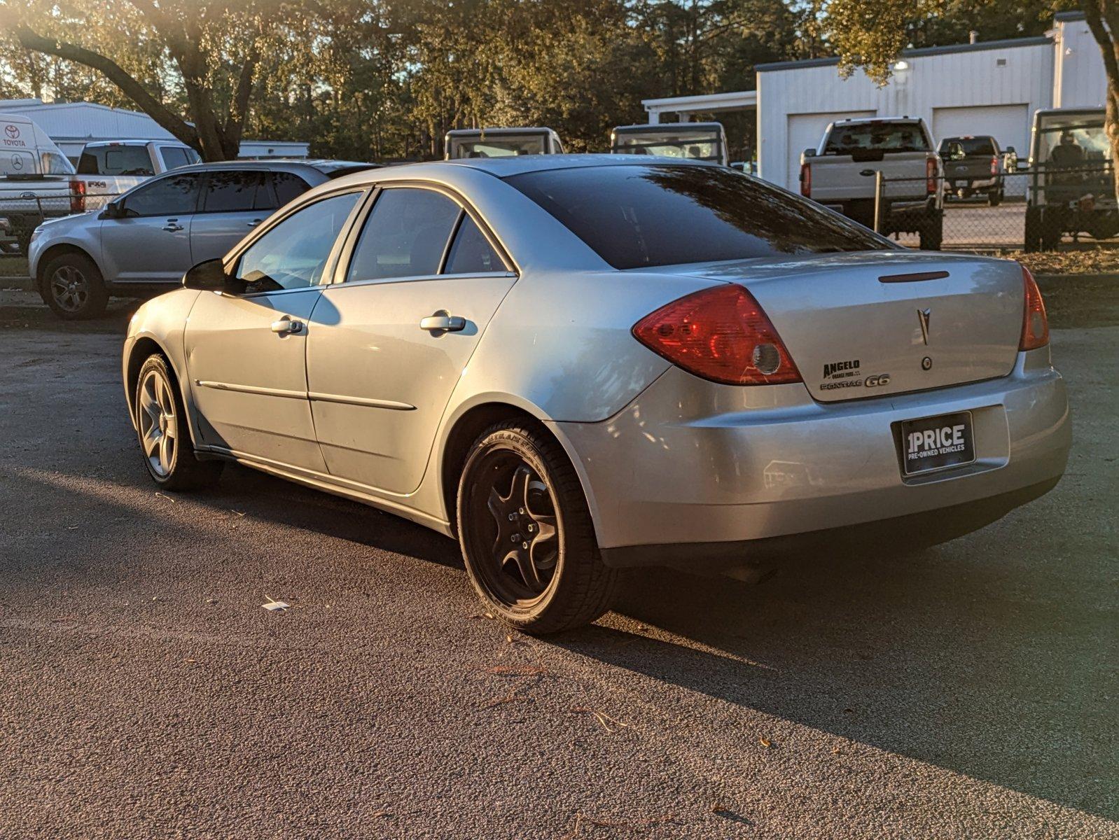 2008 Pontiac G6 Vehicle Photo in Jacksonville, FL 32244