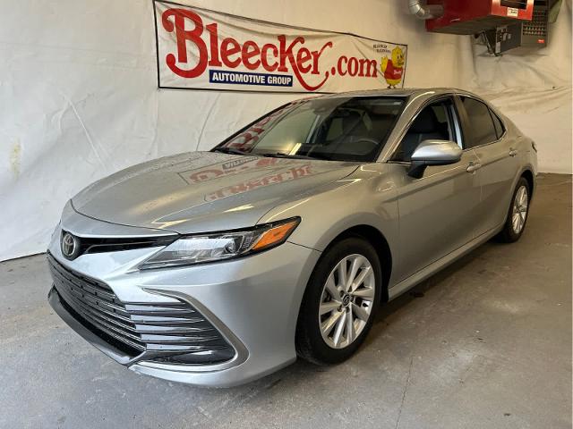 Used 2021 Toyota Camry LE with VIN 4T1C11AK4MU464631 for sale in Red Springs, NC