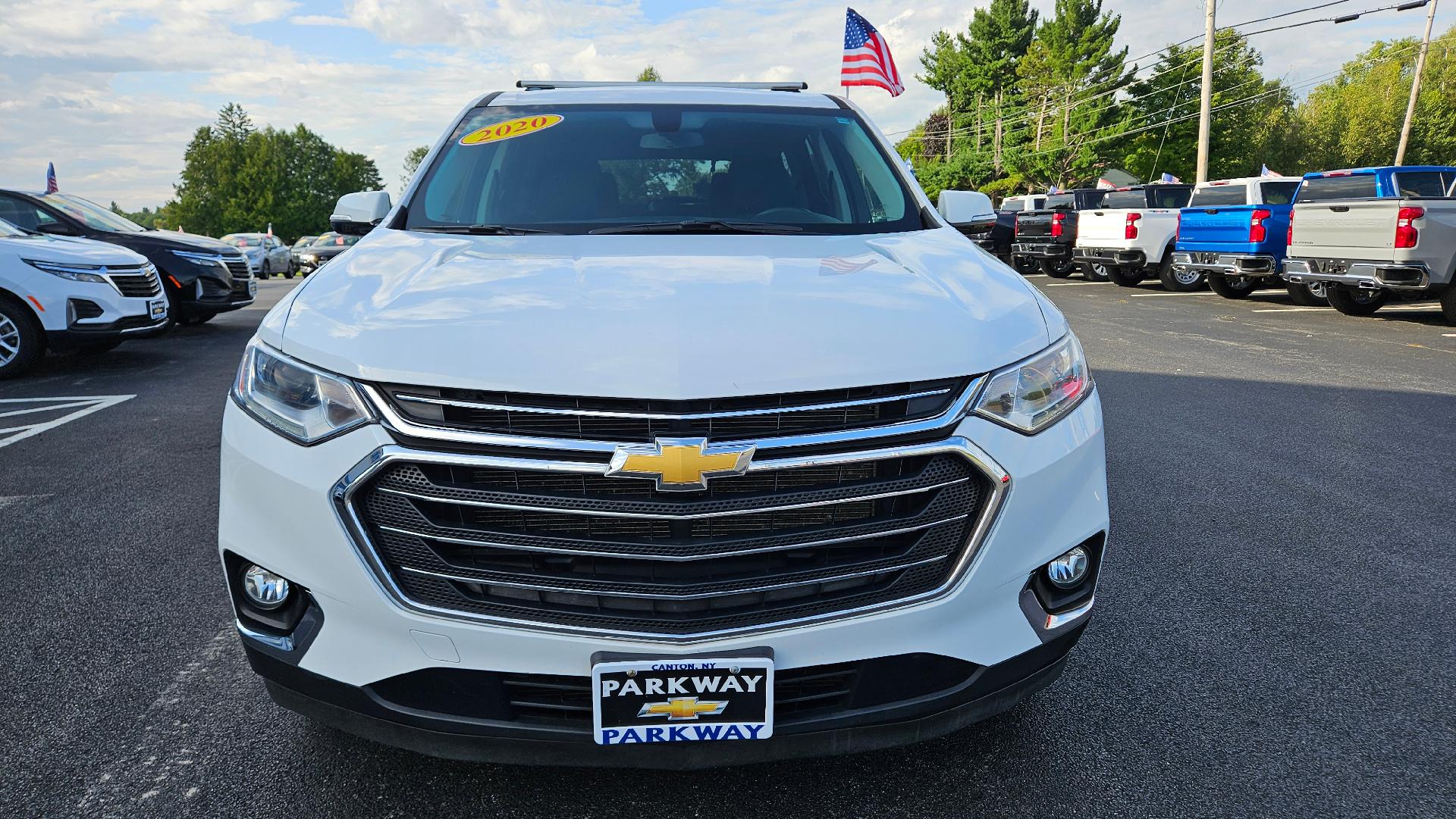 Used 2020 Chevrolet Traverse 1LT with VIN 1GNEVGKW0LJ210542 for sale in Canton, NY