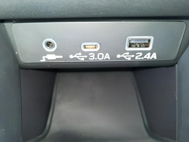 2025 Subaru Legacy Vehicle Photo in Green Bay, WI 54304