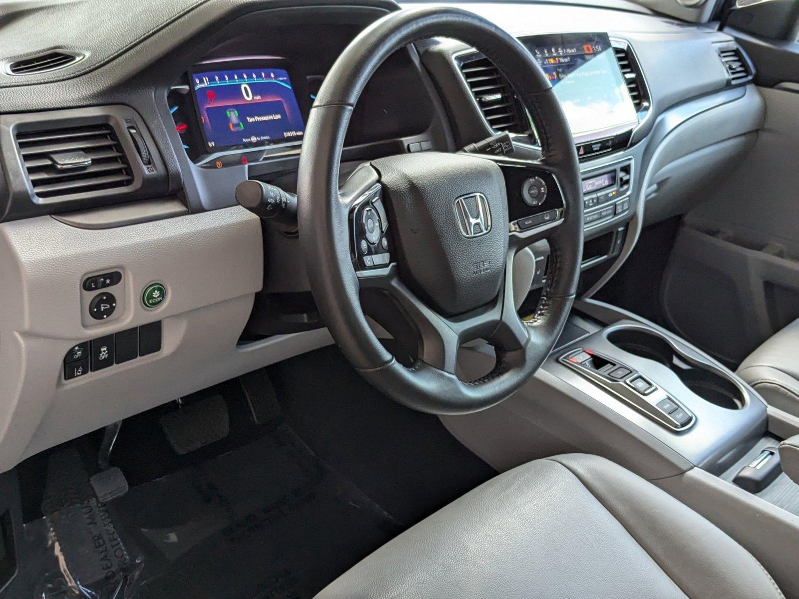 2022 Honda Pilot Vehicle Photo in Miami, FL 33015