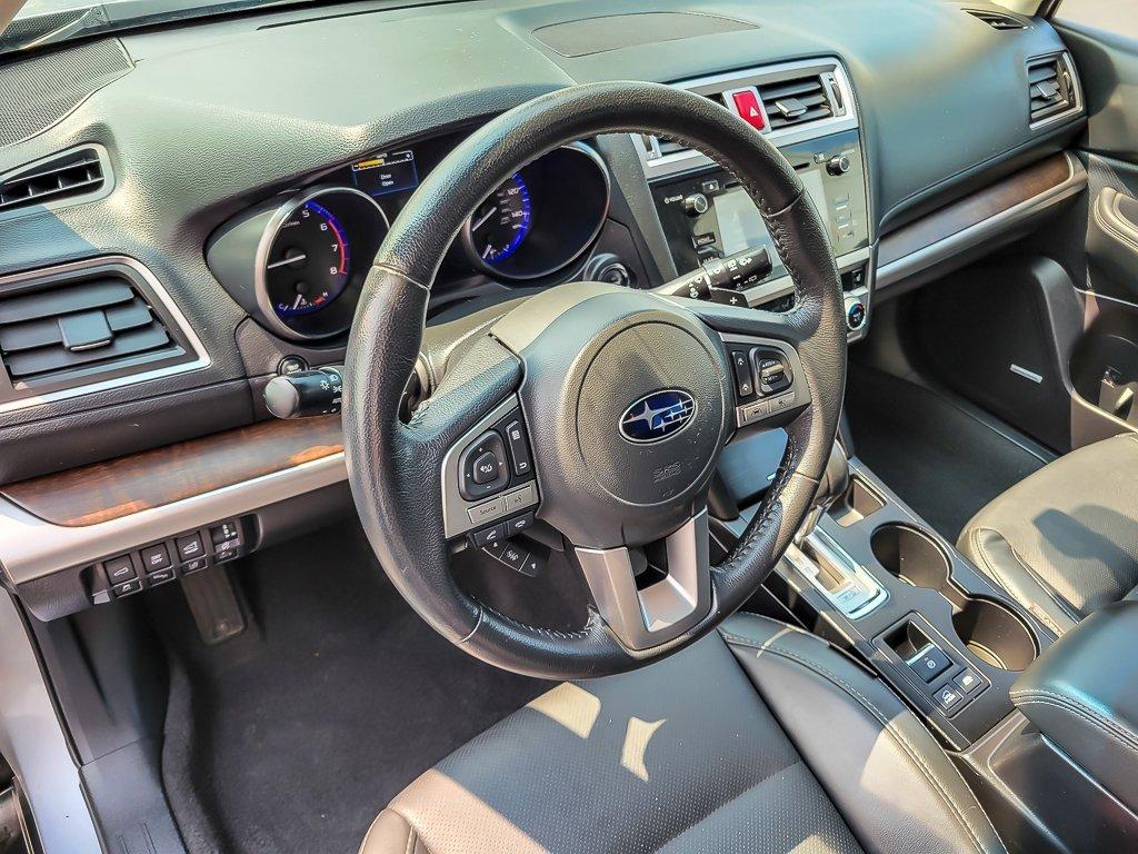 2017 Subaru Outback Vehicle Photo in Saint Charles, IL 60174