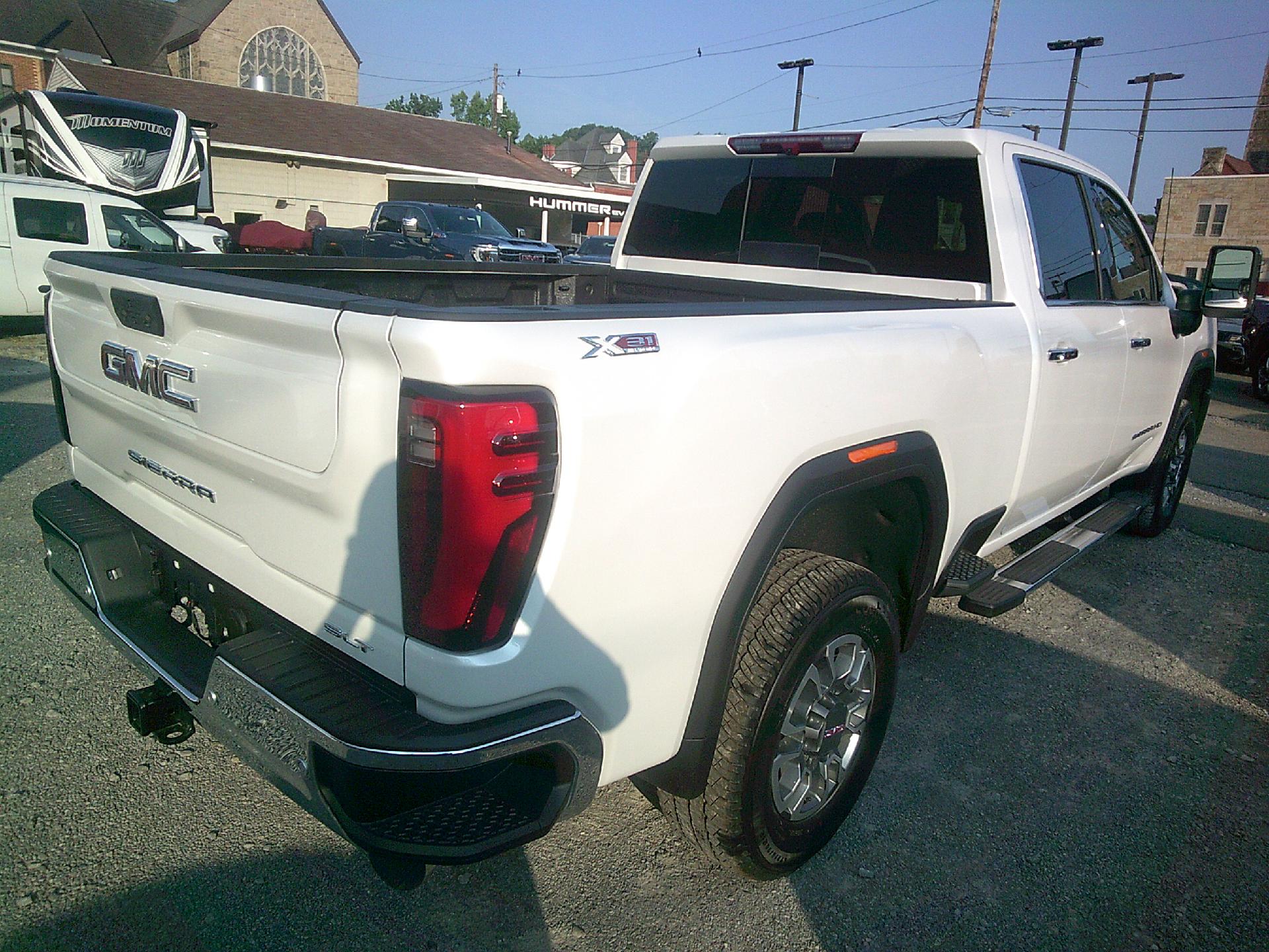 2024 GMC Sierra 2500 HD Vehicle Photo in KITTANNING, PA 16201-1536