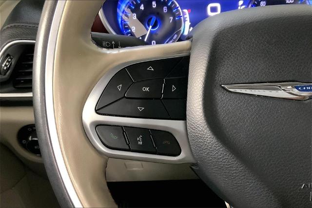 2020 Chrysler Pacifica Vehicle Photo in Kansas City, MO 64114